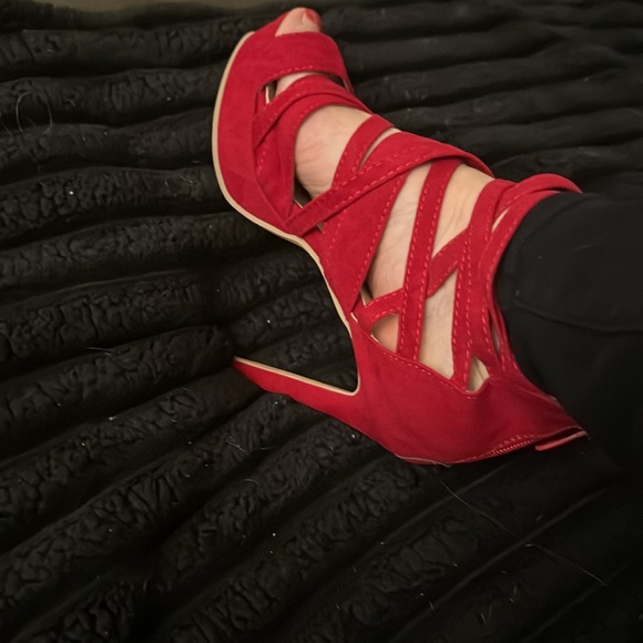 Red strappy suede high heels NWOT - Picture 2 of 2